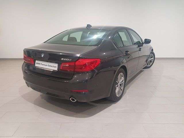 Left hand drive BMW 5 SERIES  520 dA Business SPANISH REG